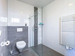 Nice 6-person House With Wellness Garden