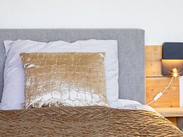 Nice 6-person House With Wellness Garden