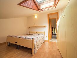 Belvilla by OYO Serena Mansarda