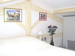 Cosy Holiday Home Near Town Centre