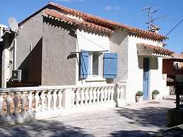 Cosy Holiday Home Near Town Centre