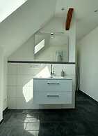 Fischerstuv Modern Retreat