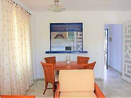 Belvilla by OYO Minarete 13B