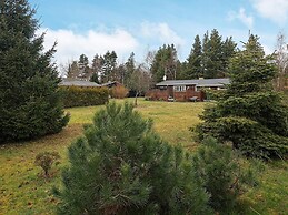 6 Person Holiday Home in Vaeggerlose