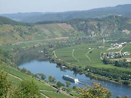 Holiday Apartment Moselle Beach 1