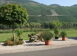 Holiday Apartment Moselle Beach 1