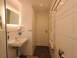 Cosy Apartment in Essen With Balcony