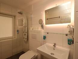 Cosy Apartment in Essen With Balcony