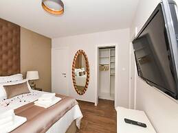 Villa Calypso Royal Apartment