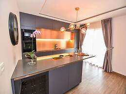 Villa Calypso Royal Apartment