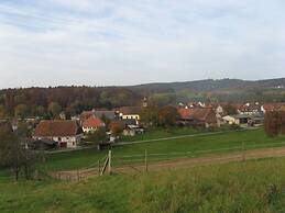 Oak Modern Retreat in Uberlingen