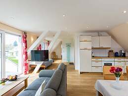 Oak Modern Retreat in Uberlingen