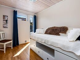 6 Person Holiday Home in Bomlo-by Traum