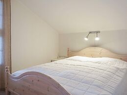 6 Person Holiday Home in Kungshamn-by Traum