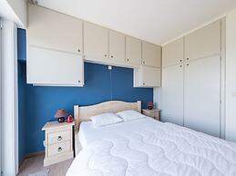 Apartment With sun Facing Terrace