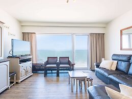 Apartment With sun Facing Terrace