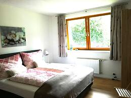 Nice Apartment With Sauna and Lakeview