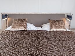 Holiday Home Near Forest With Wellness Garden