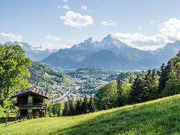 Holiday Apartment on the Slope