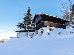 Holiday Apartment on the Slope