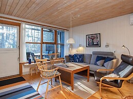 6 Person Holiday Home in Vaeggerlose