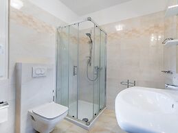 Comfortable Apartment With Terrace and Garden