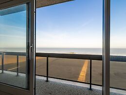 Apartment on the 7th Floor