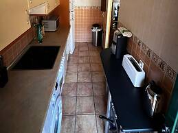 Belvilla by OYO Single Chalet en La Adrada