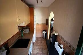 Belvilla by OYO Single Chalet en La Adrada