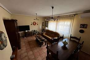 Belvilla by OYO Single Chalet en La Adrada