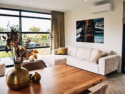 Beautiful Holiday Home in a Holiday Park