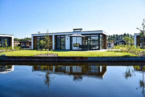 Waterfront Family Retreat