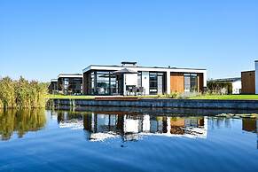 Waterfront Family Retreat