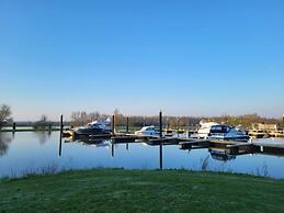 Holiday Home Chalet 79