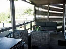 Atmospheric Chalet With Dishwasher