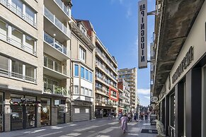 Pleasant Apartment Near the Beach