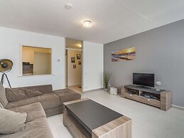 Pleasant Apartment Near the Beach