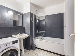 Pleasant Apartment Near the Beach