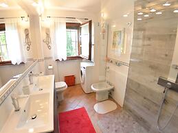 Scenic Holiday Home in Pescaglia With Swimming Pool