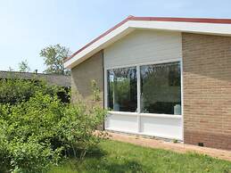 Holiday Home De Zilvermeeuw