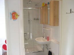 Holiday Home De Zilvermeeuw