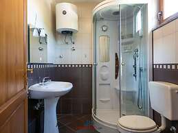 Adalene Comfortable Holiday Residence