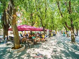 Adalene Comfortable Holiday Residence