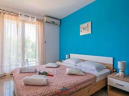 Adalene Comfortable Holiday Residence