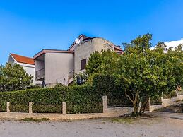 Apartments Ilija Njavro - One Bedroom Apartment With Balcony