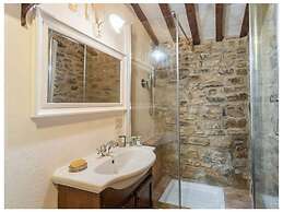 Villa Rinaldo Comfortable Holiday Residence