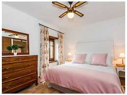 Villa Rinaldo Comfortable Holiday Residence