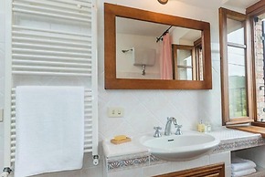 Villa Rinaldo Comfortable Holiday Residence