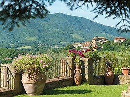 Villa Rinaldo Comfortable Holiday Residence