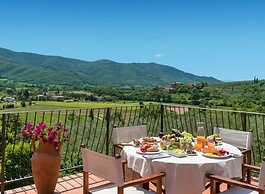 Villa Rinaldo Comfortable Holiday Residence